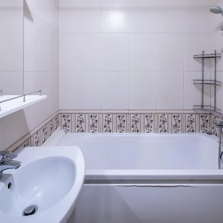 Romari лесі українки Apartment *