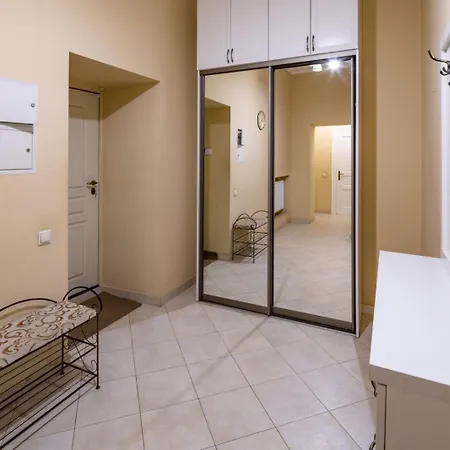 Romari лесі українки Apartment Lviv