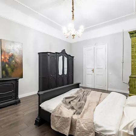 Apartment Romari братів рогатинців 32 Lviv