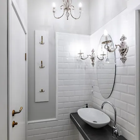 Romari братів рогатинців 32 *