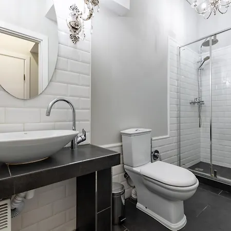 Romari братів рогатинців 32 Апартаменти Львів